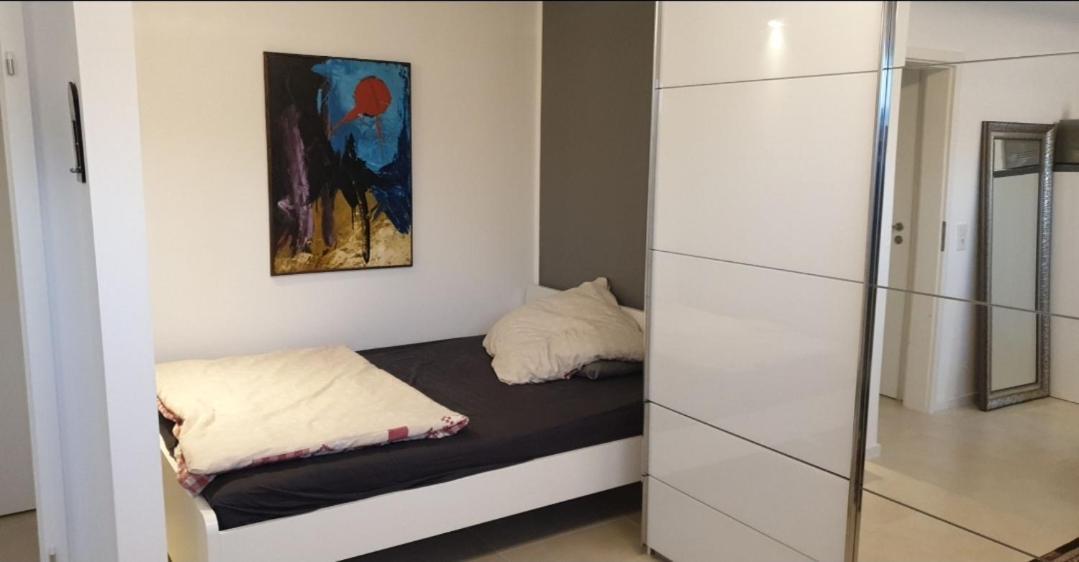 Mit Schoener, Moderner Einrichtung Appartement *
