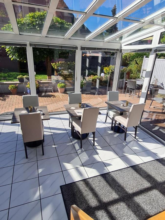 Airport Karsten 3* Cologne