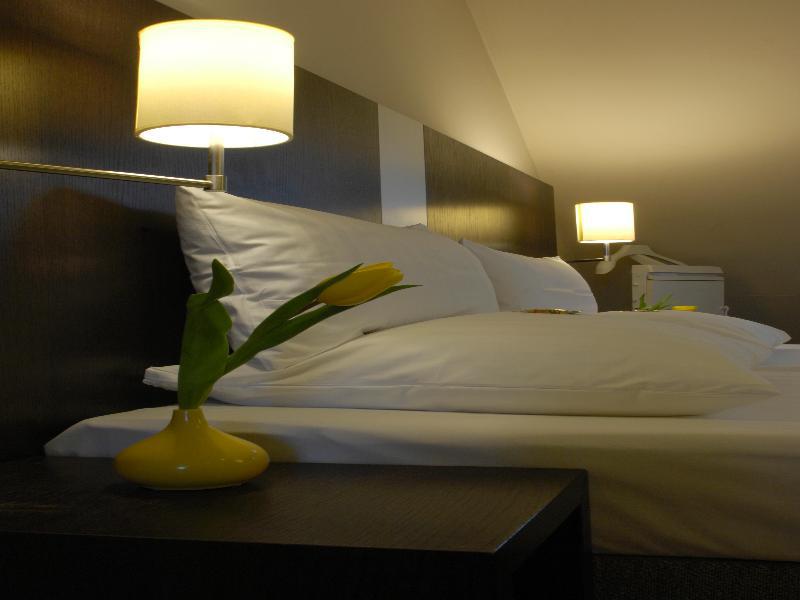 Astor & 4* Colónia