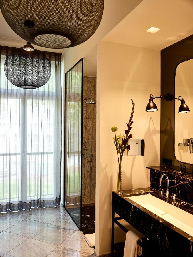 Villa Townhouse By The Qvest *