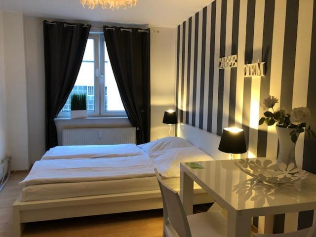 A-partment • - Schokoladenmuseum Apartment Cologne