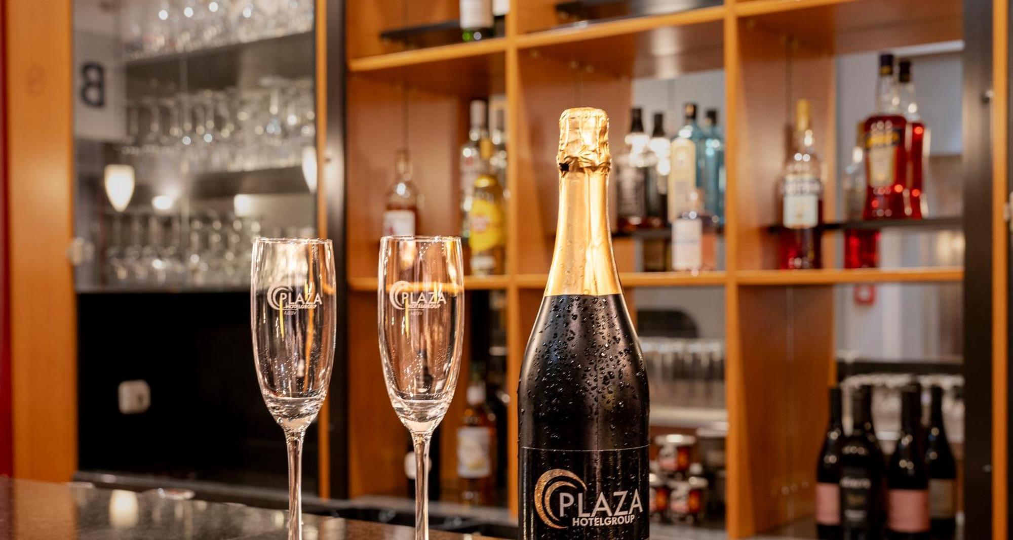 Hotel Plaza Premium Colónia