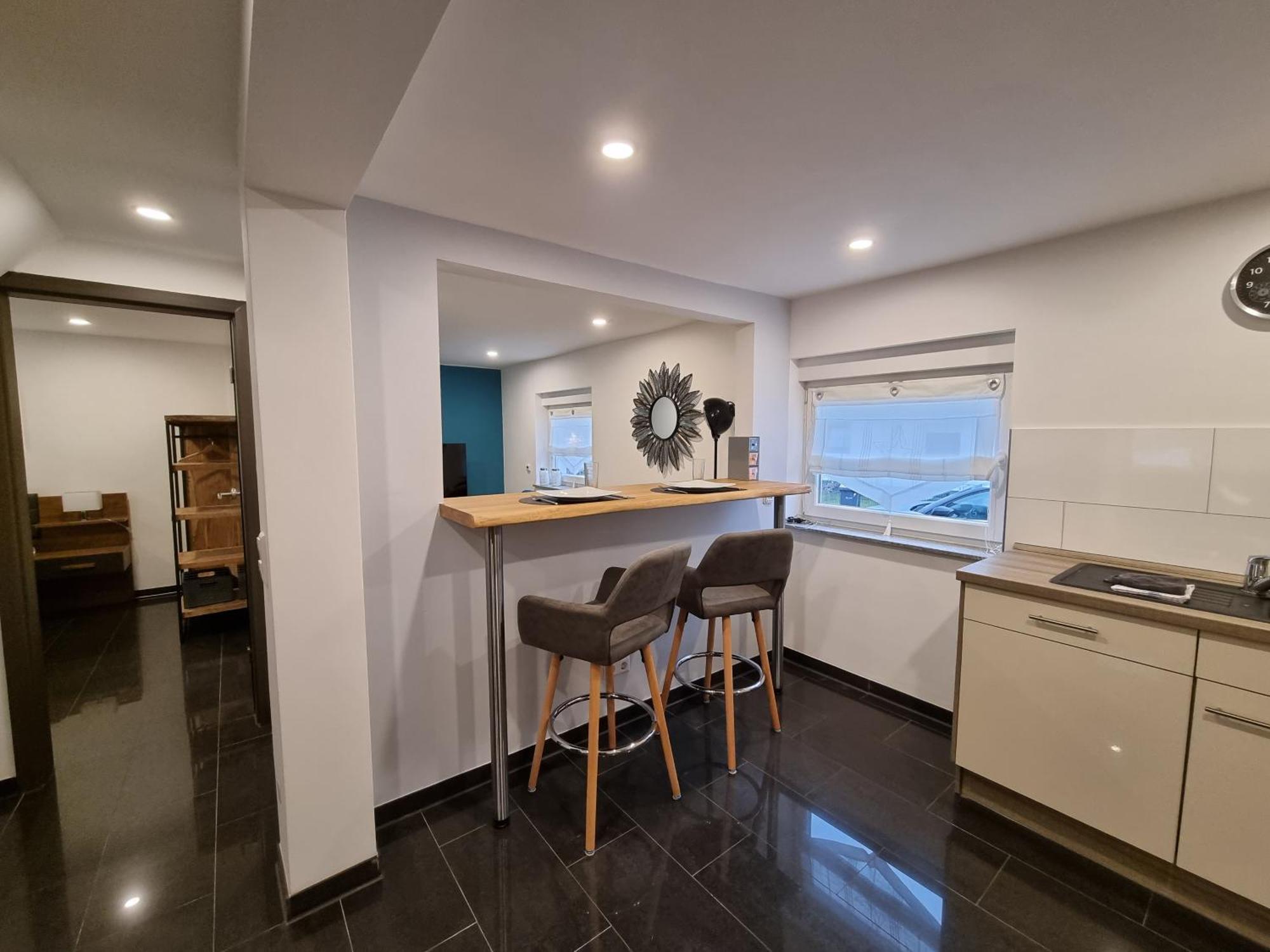 Apartament Zwei Schicke Mit Parkplatz Kolonia