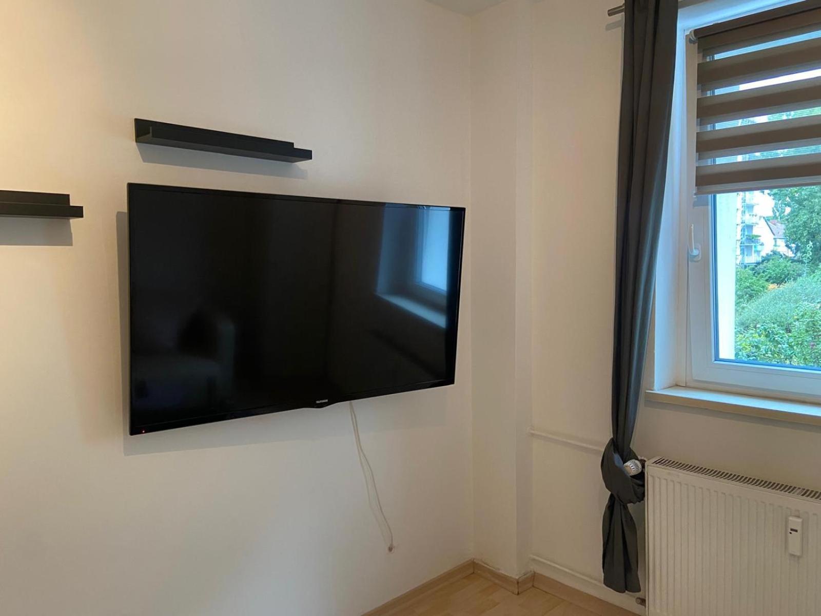 Cozy In Center Apartment
