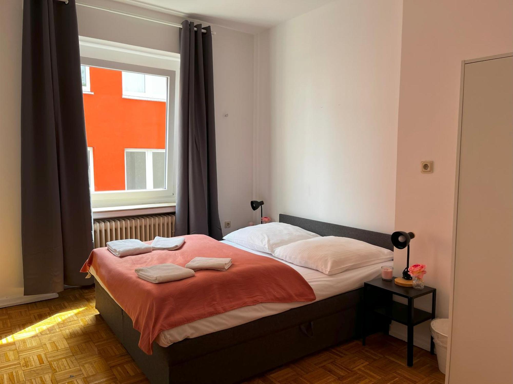 Private At Heumarkt, Center Hostel