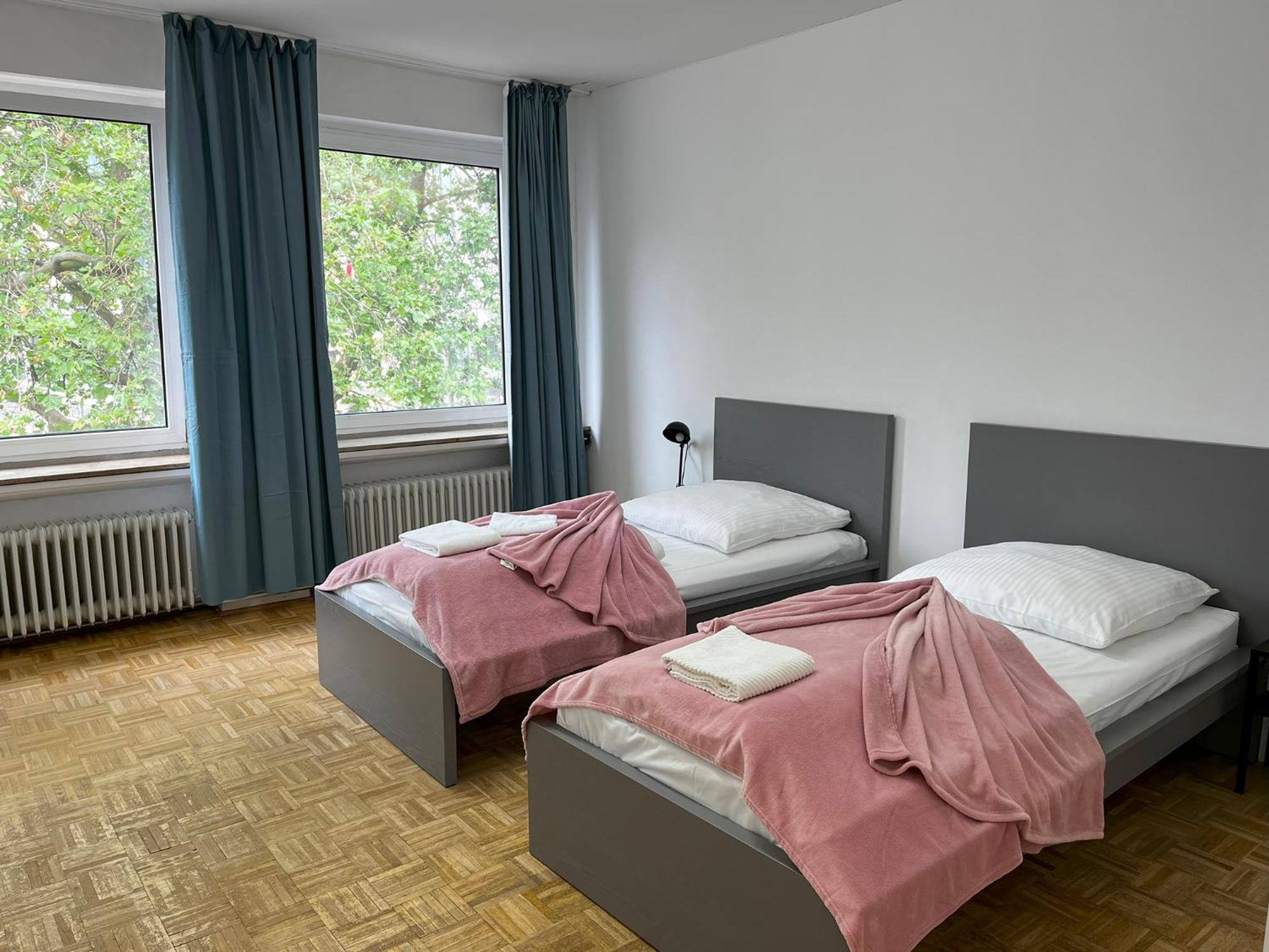 Private At Heumarkt, Center Hostel Cologne