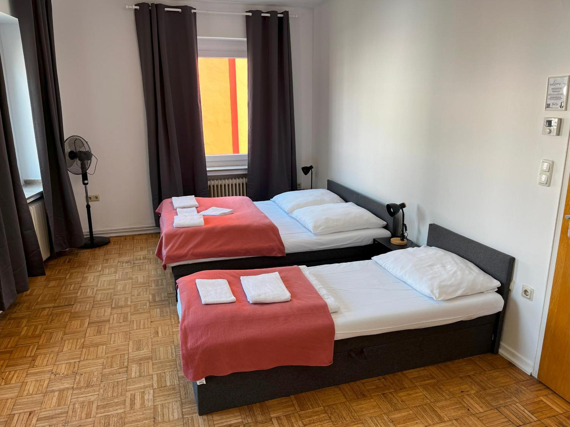 Private At Heumarkt, Center Hostel *