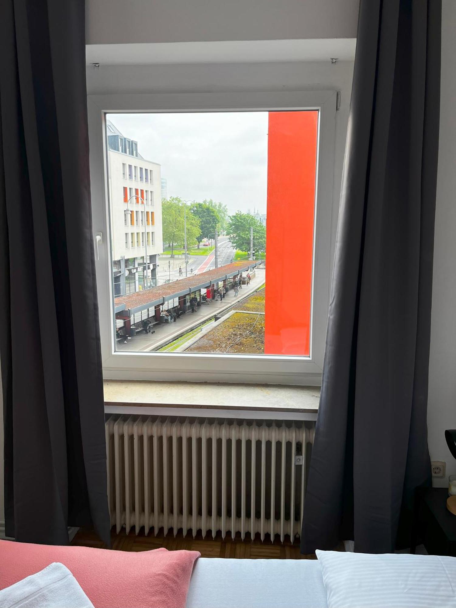 Hostel Private At Heumarkt, Center *