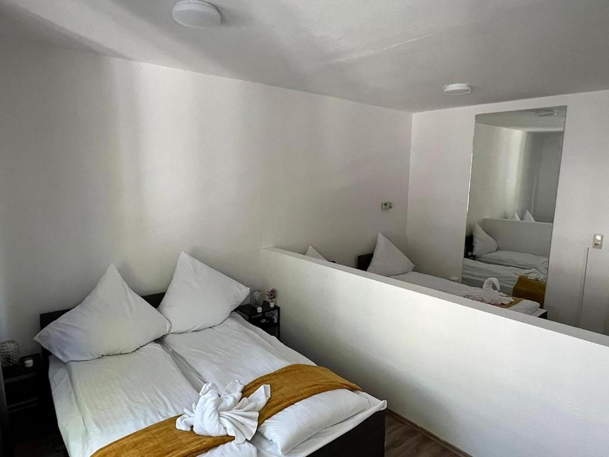 Hostel Private At Heumarkt, Center Cologne