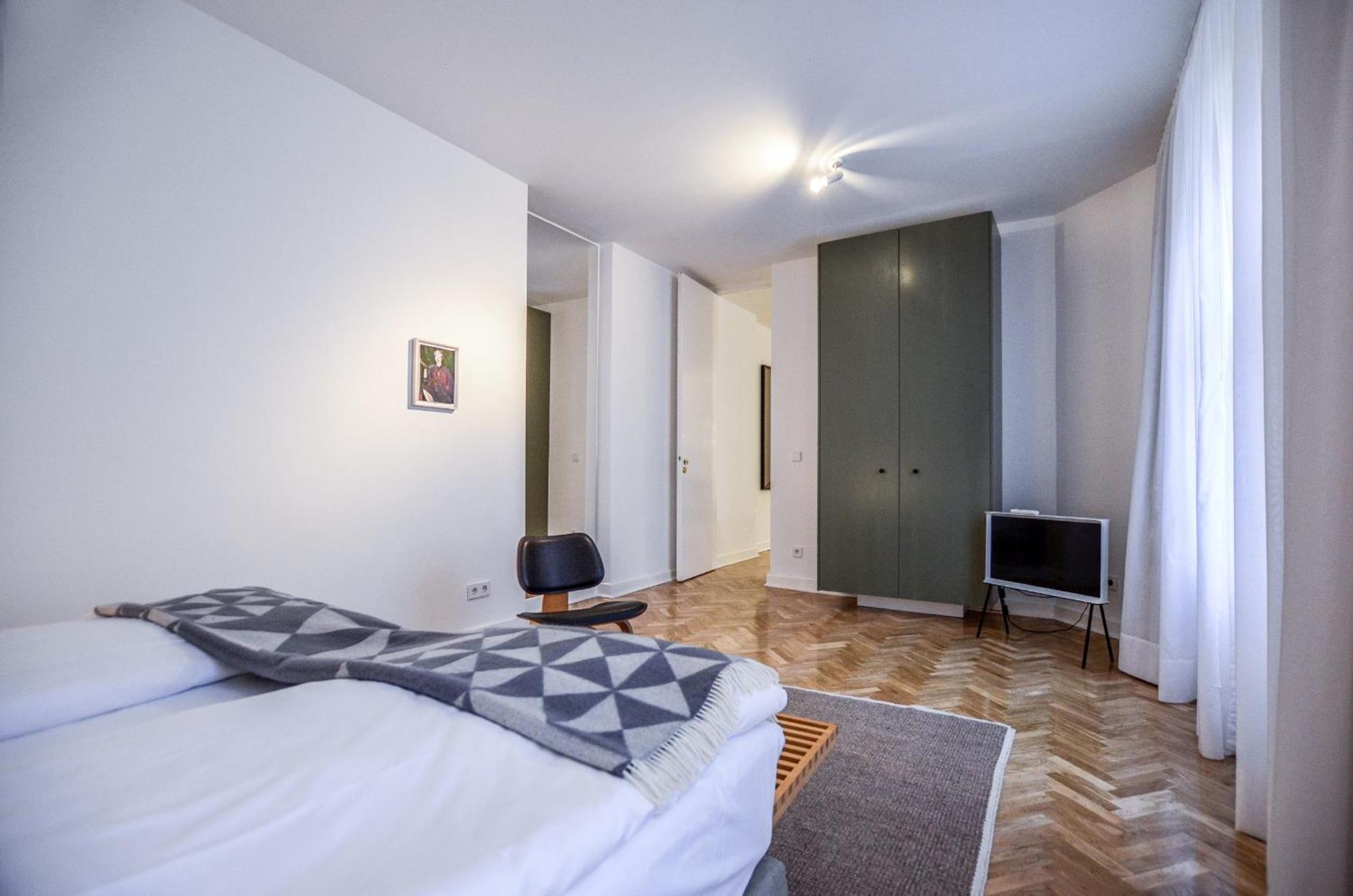 Apartment Design Am Roemerturm