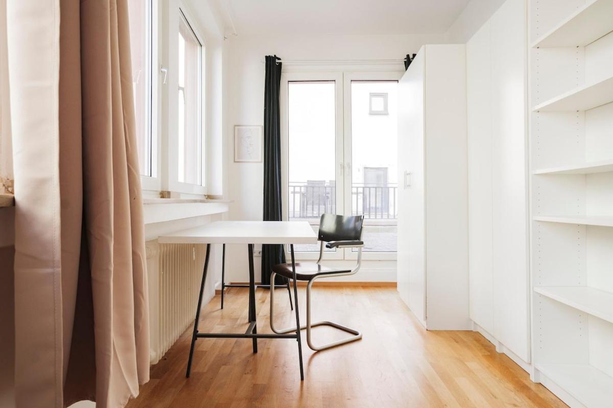 Beautiful Modern & * Colónia