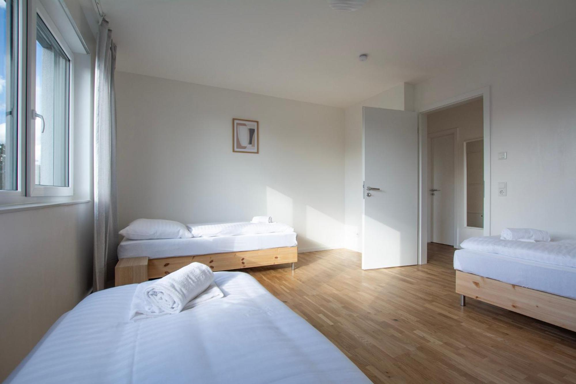 T&k - Bergisch Gladbach - 7 Comfortable - 20 Min To Fair Messe Apartment