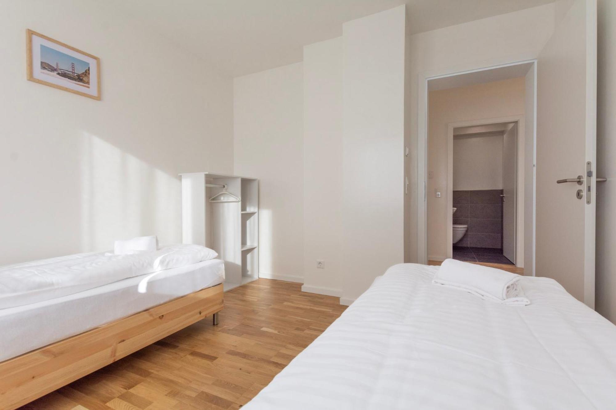 T&k - Bergisch Gladbach - 7 Comfortable - 20 Min To Fair Messe Apartment Cologne