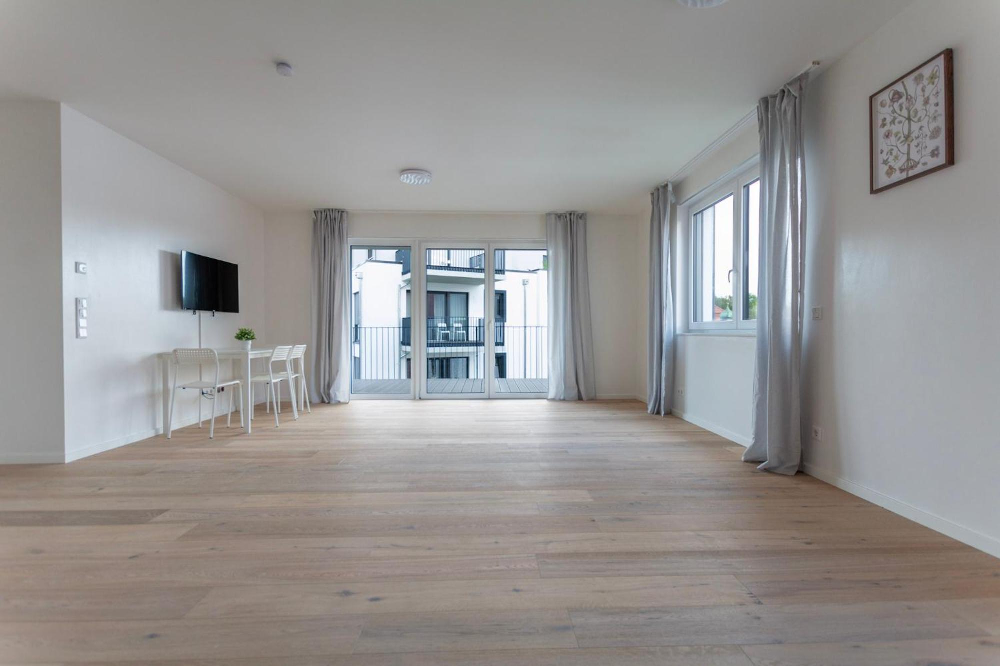 T&k - Bergisch Gladbach - 7 Comfortable - 20 Min To Fair Messe Apartment *