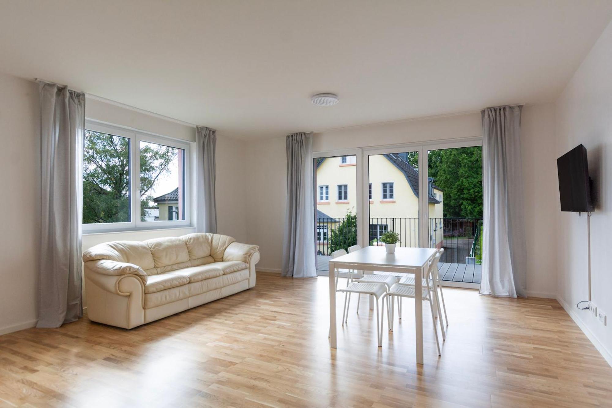 T&k - Bergisch Gladbach - 7 Comfortable - 20 Min To Fair Messe *