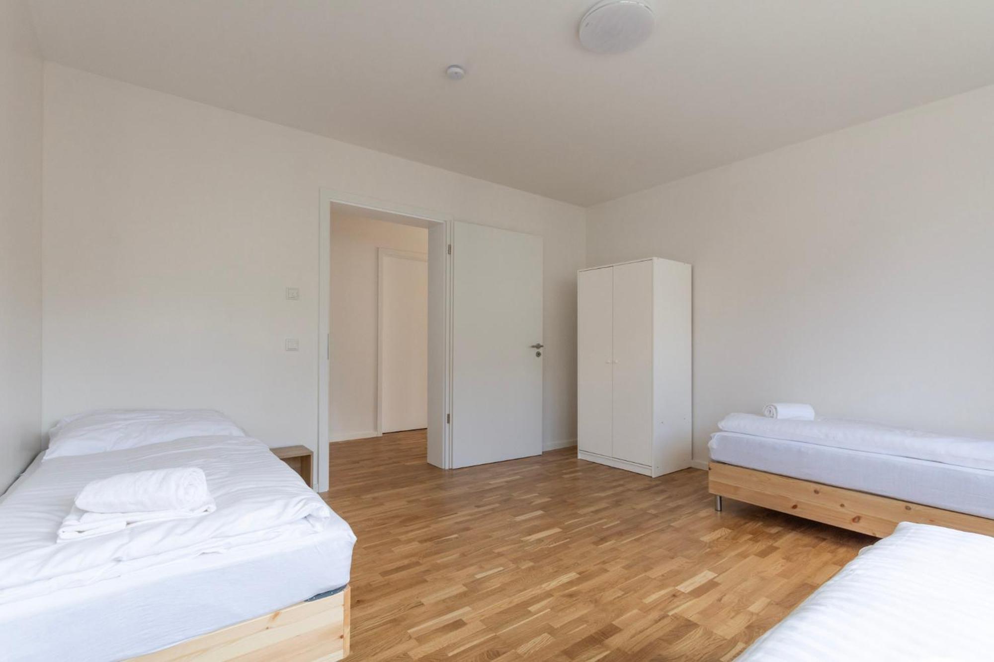 T&k - Bergisch Gladbach - 7 Comfortable - 20 Min To Fair Messe Apartment *