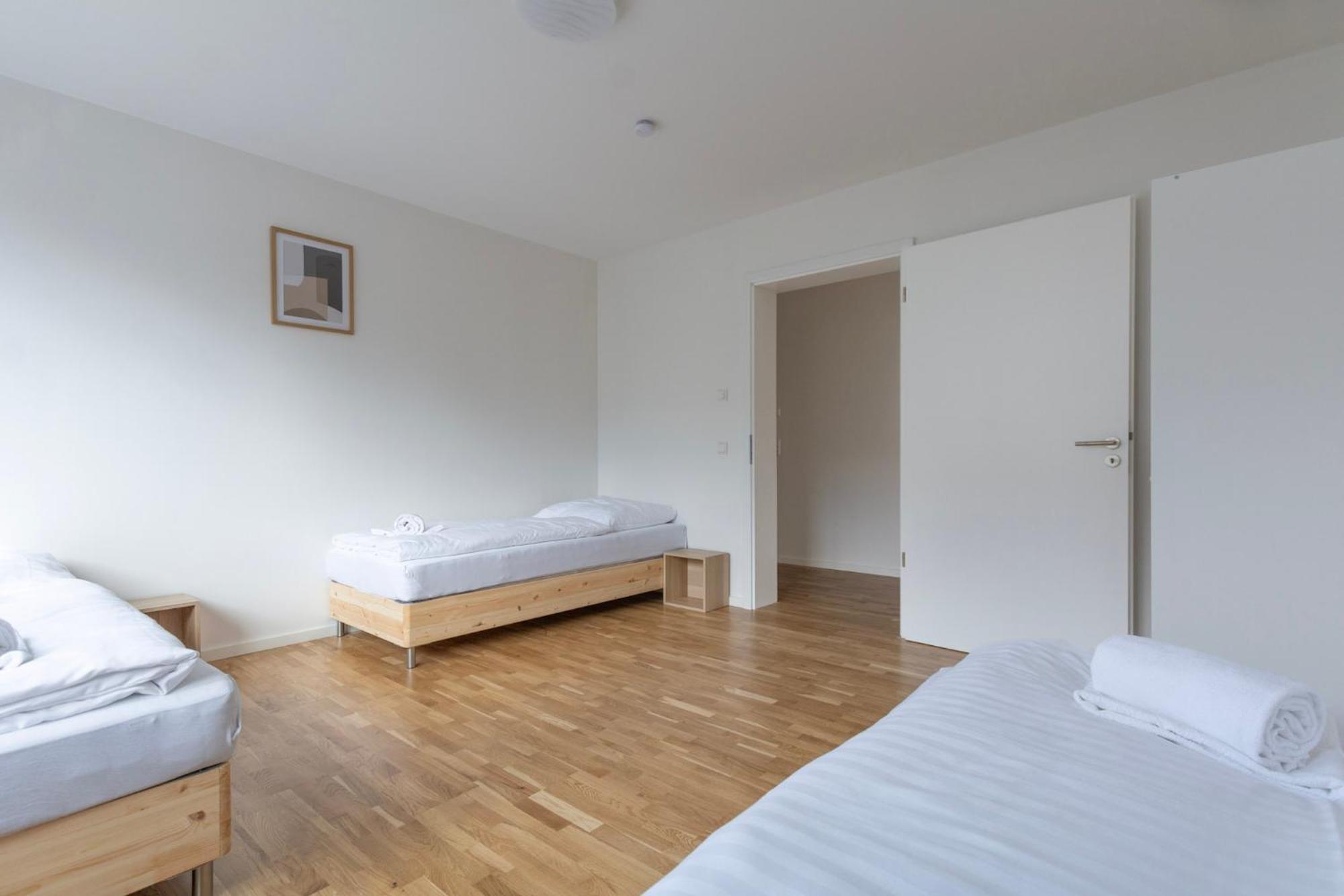 Apartment T&k - Bergisch Gladbach - 7 Comfortable - 20 Min To Fair Messe *
