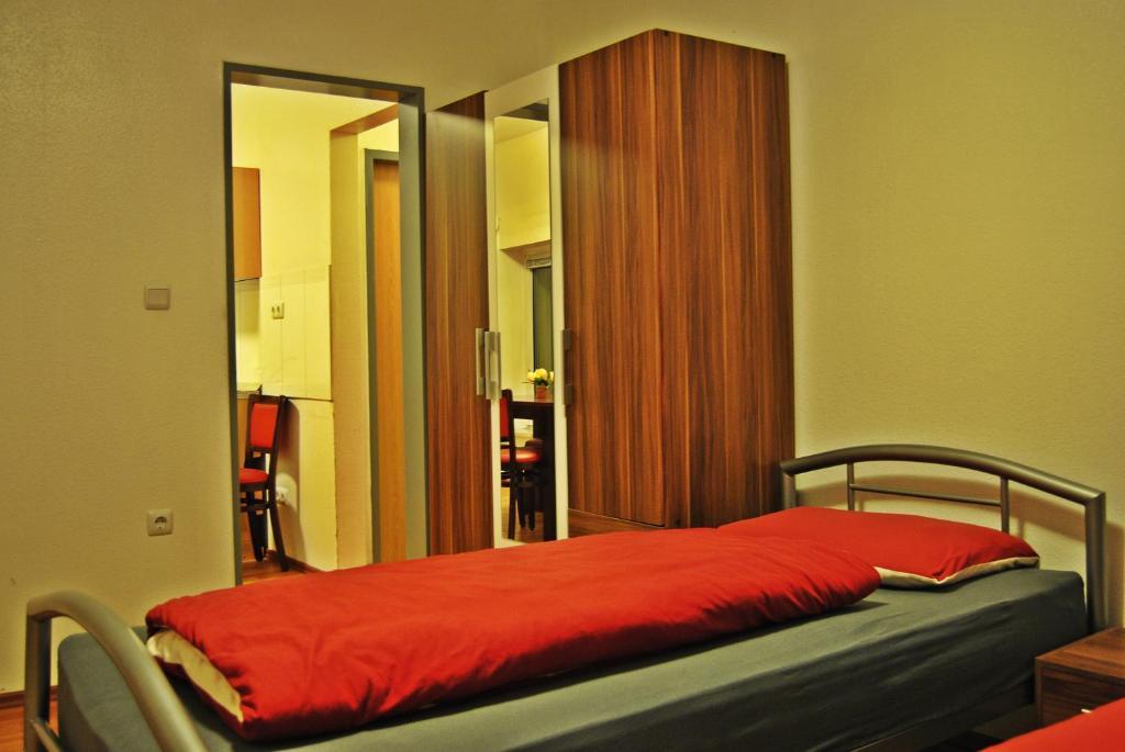 Koelnotel Hostel, & * Cologne