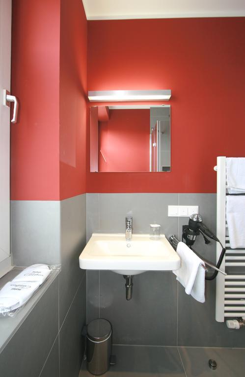 Chelsea Hotel Kolonia