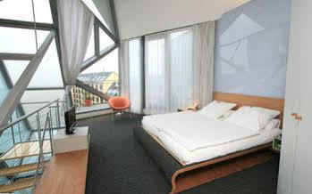 Chelsea Hotel 3*