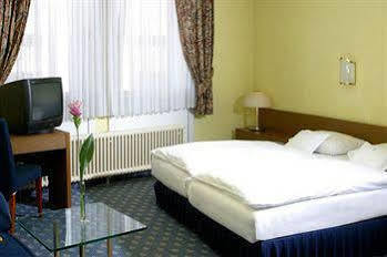 Hotel Koenigshof The Arthouse 3*