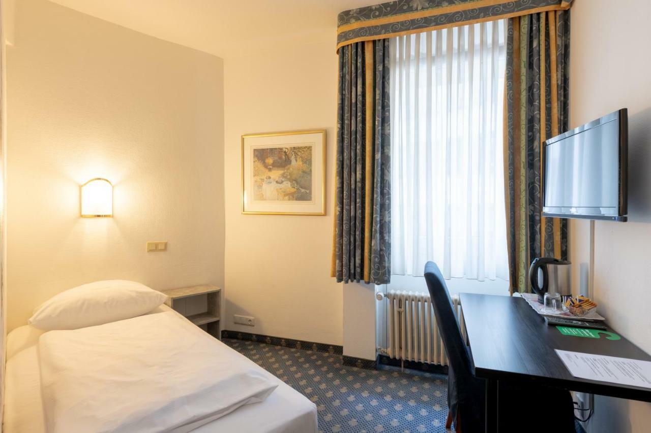 Hotel Koenigshof The Arthouse 3*