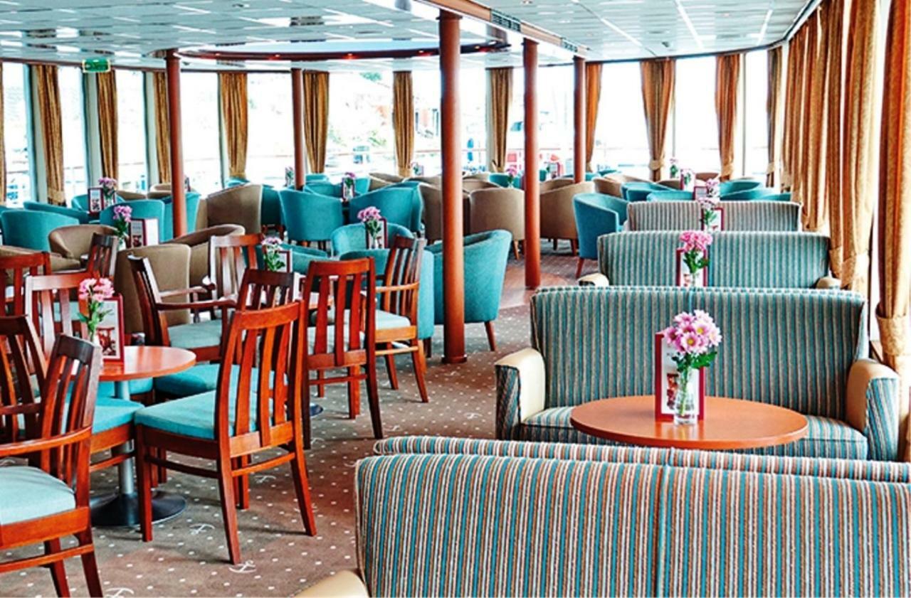 Baxter Hoare Ship 4* Cologne