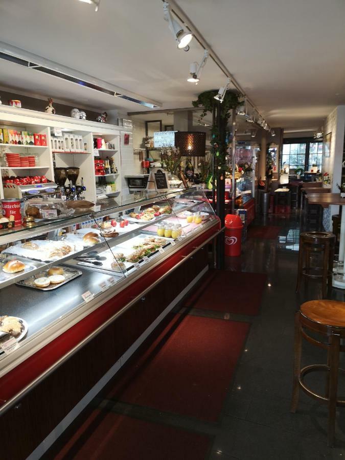 Sehr Zentrales 30 Qm Apartament *