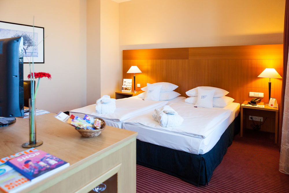 Plaza Premium Hotel Colónia