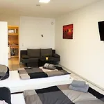 Ferienwohnung Koeln Junkersdorf