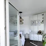 Dani Stylish Minimal Innercity Terrace Apartment