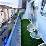 Dani Stylish Minimal Innercity Terrace Apartment