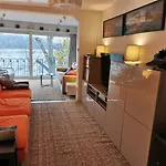 Haus Am Rhein Koeln