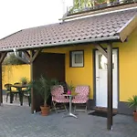 Apartment Airport