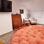 Spacious & Comfortable Guestrooms W Private Bathrooms Near Koelnmesse & Lanxess Arena, Free Parking, Highspeed Wifi