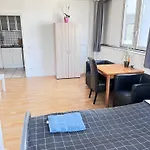Ferienwohnungen In Koeln2201