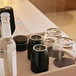18Arts Hotel - Living In A Gallery!