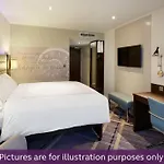 Premier Inn Koeln City Centre