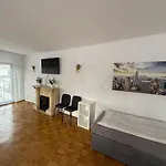 Wohnung In Poll P02