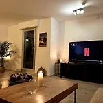 Stylish, Cosy Flat Close To Cologne City Center