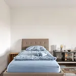 Zimmer Mit Flair Koeln-Messenaehe