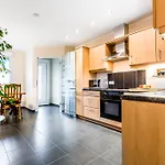 Design Apartment In Koeln Mit Terrasse