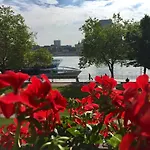 Altstadthotel Hayk Am Rhein