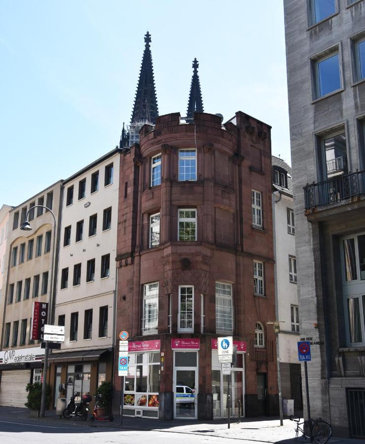Dom Aparts Apartment *
