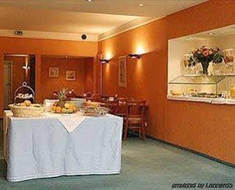 Boulevard Hotel 3*