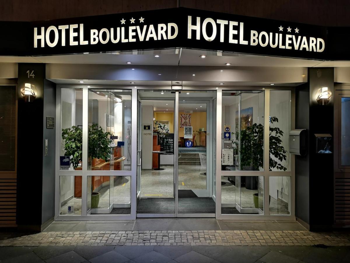 Boulevard Hotel