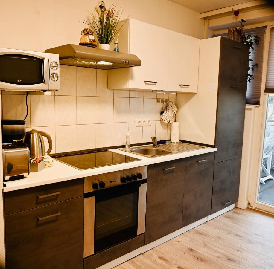 Appartement With Balkon - Near Koelnmesse - Temporary Living- *