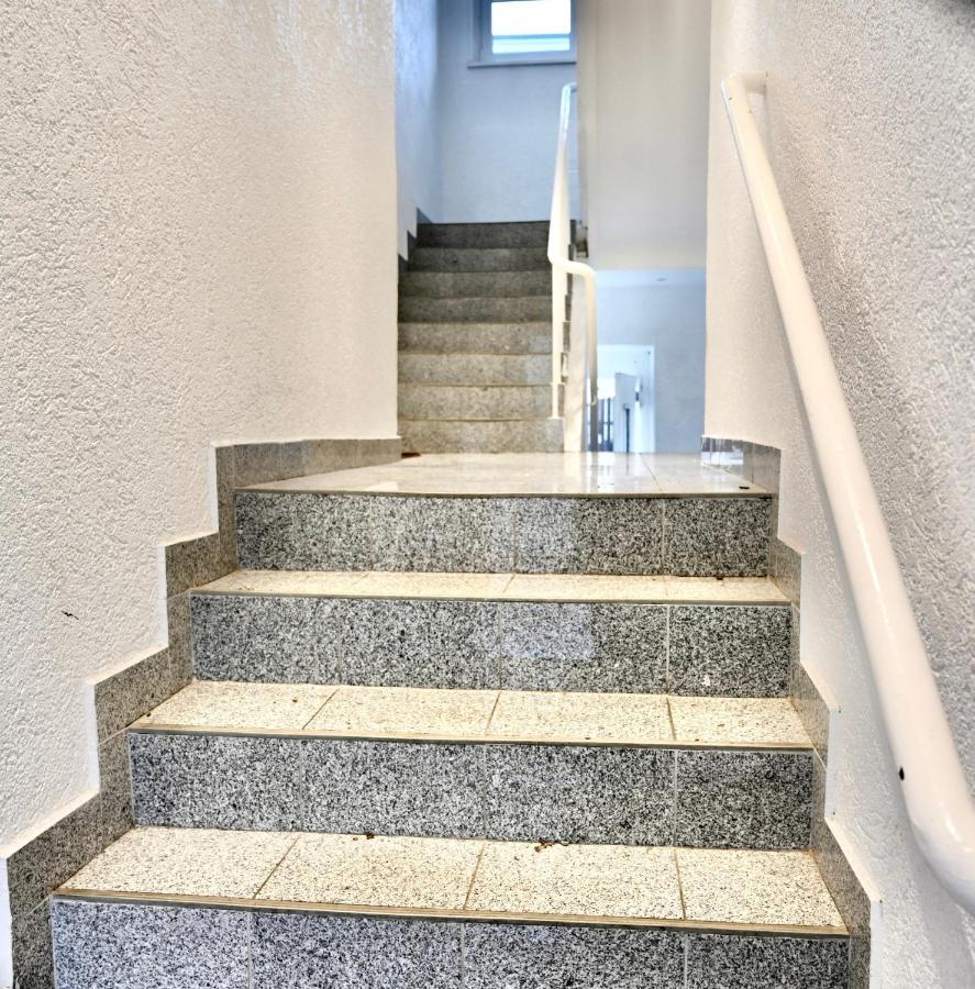 Appartement With Balkon - Near Koelnmesse - Temporary Living- Cologne