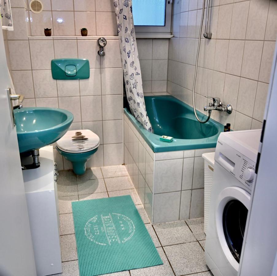 With Balkon - Near Koelnmesse - Temporary Living- Cologne