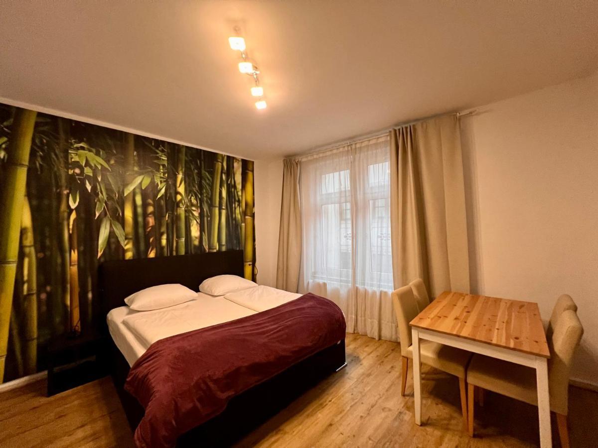 Altstadthotel Hayk Am Rhein